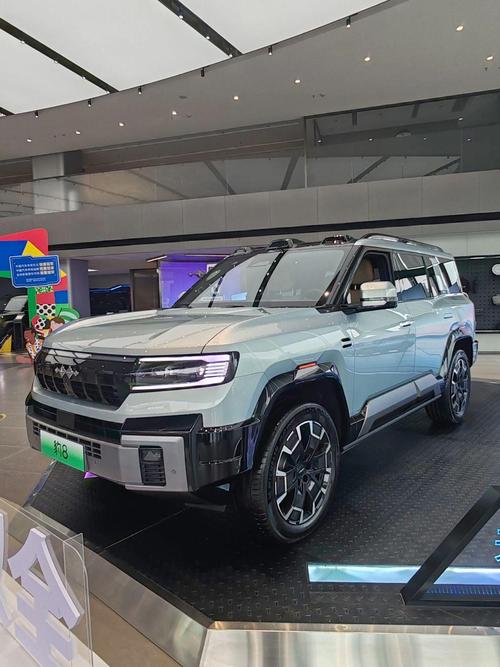 东莞178比亚迪方程豹硬派越野的爆款，英菲尼迪35周年与你共成长